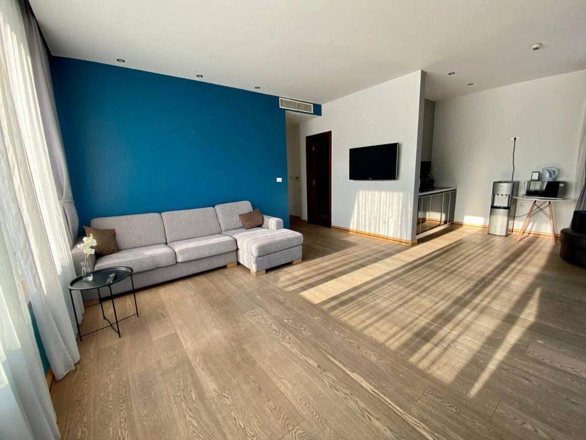 Skyview Apartment Budva